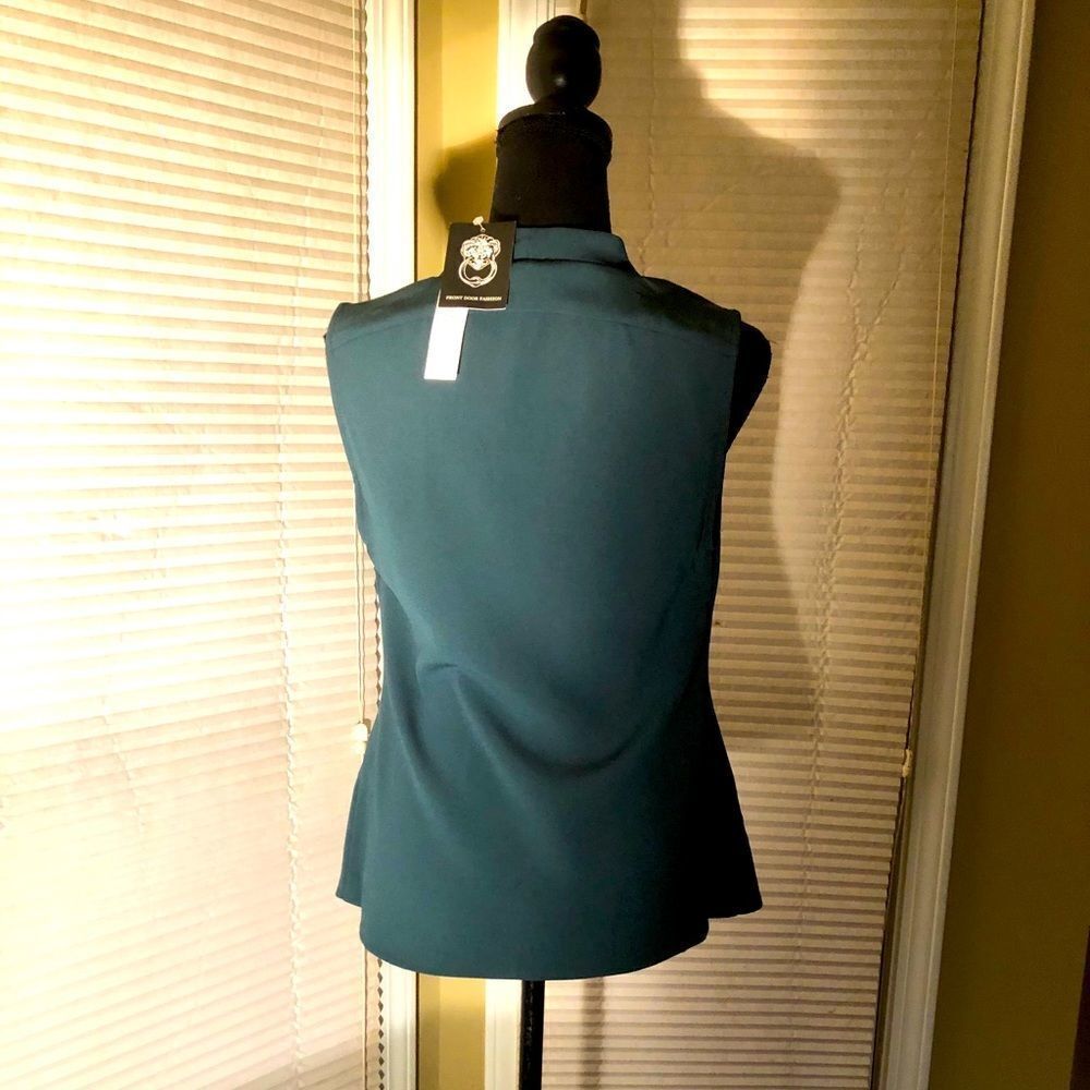 Drew Ally Top w/ Cowl Neck NWT - Picture 3 of 4